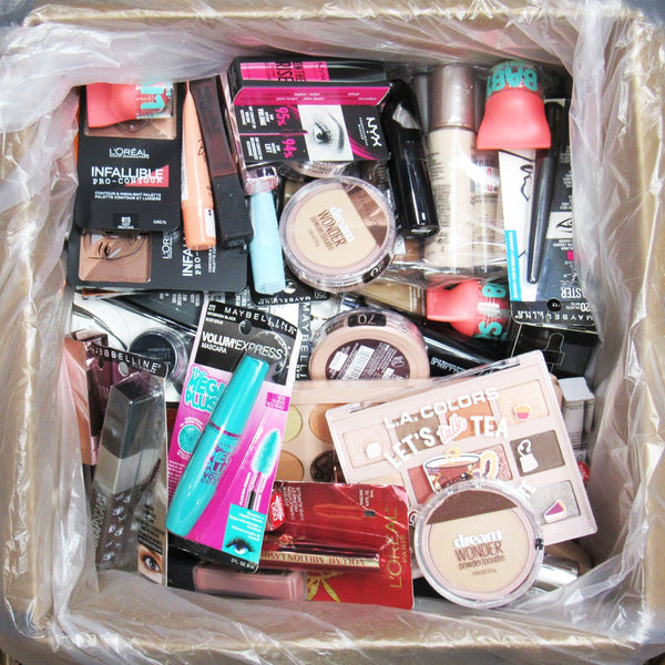 Caja Surtida Loreal - Maybelline - NYX - 126 UNIDADES